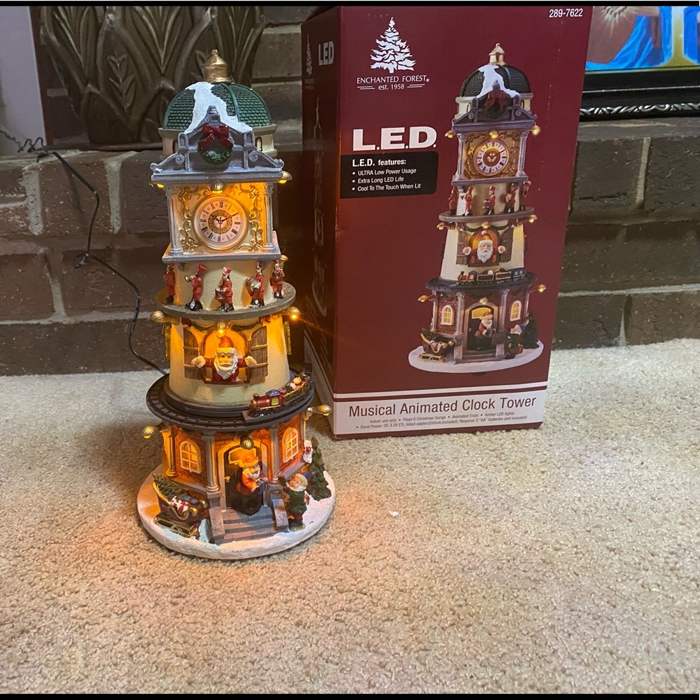 L.E.D Musical Christmas clock tower - Picture 2 of 5